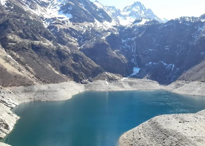 Au Pied Des Pistes *